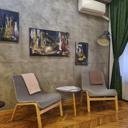 Urban Studio In City Center 贝尔格莱德 外观 照片